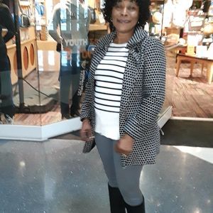 Meet your Posher, Beatrice